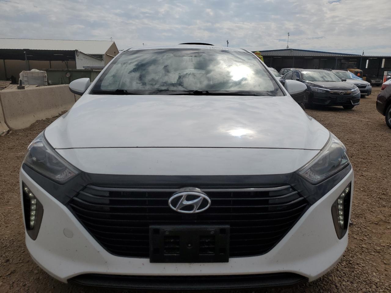 2017 HYUNDAI Ioniq