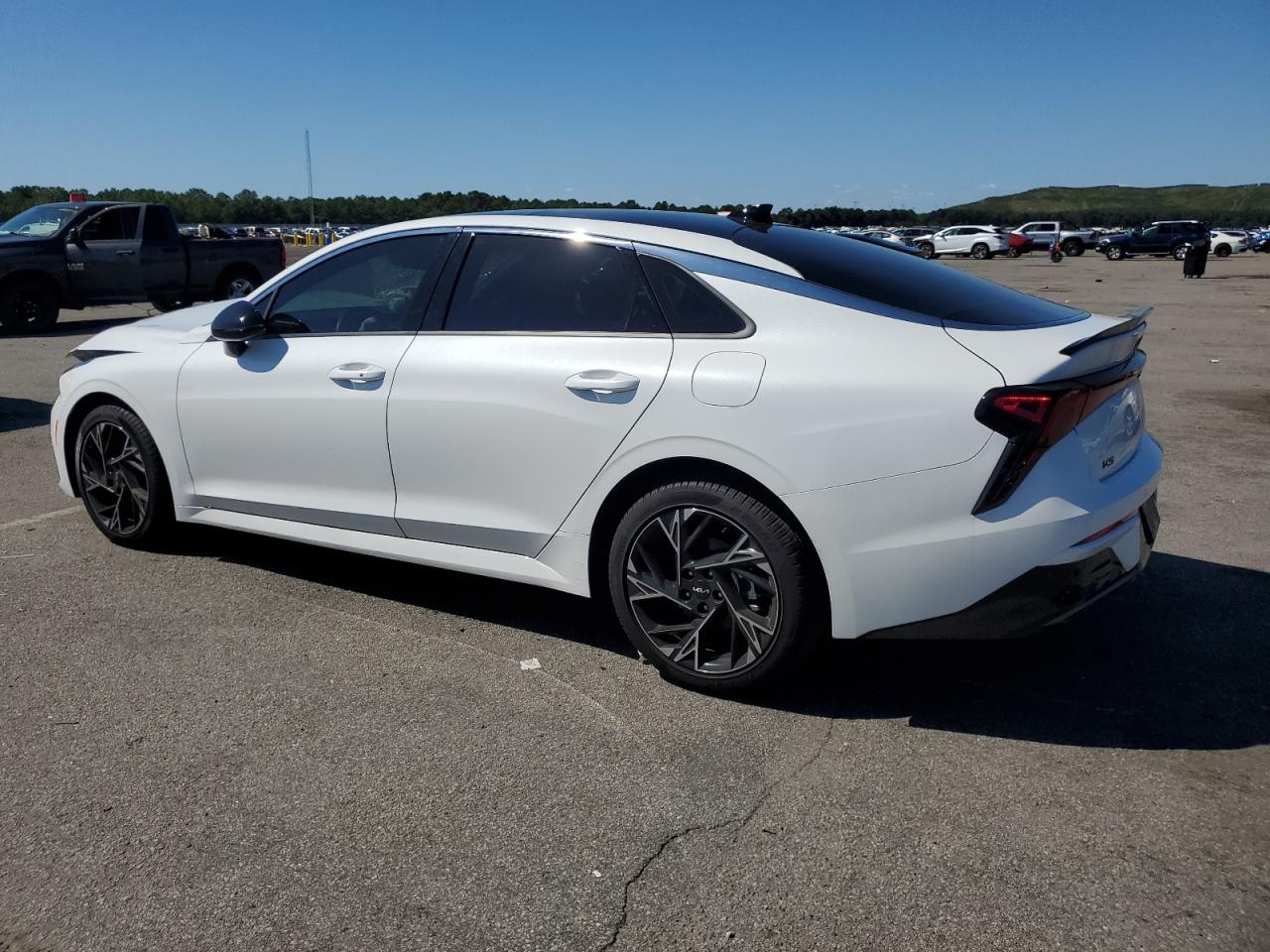 2025 KIA K5