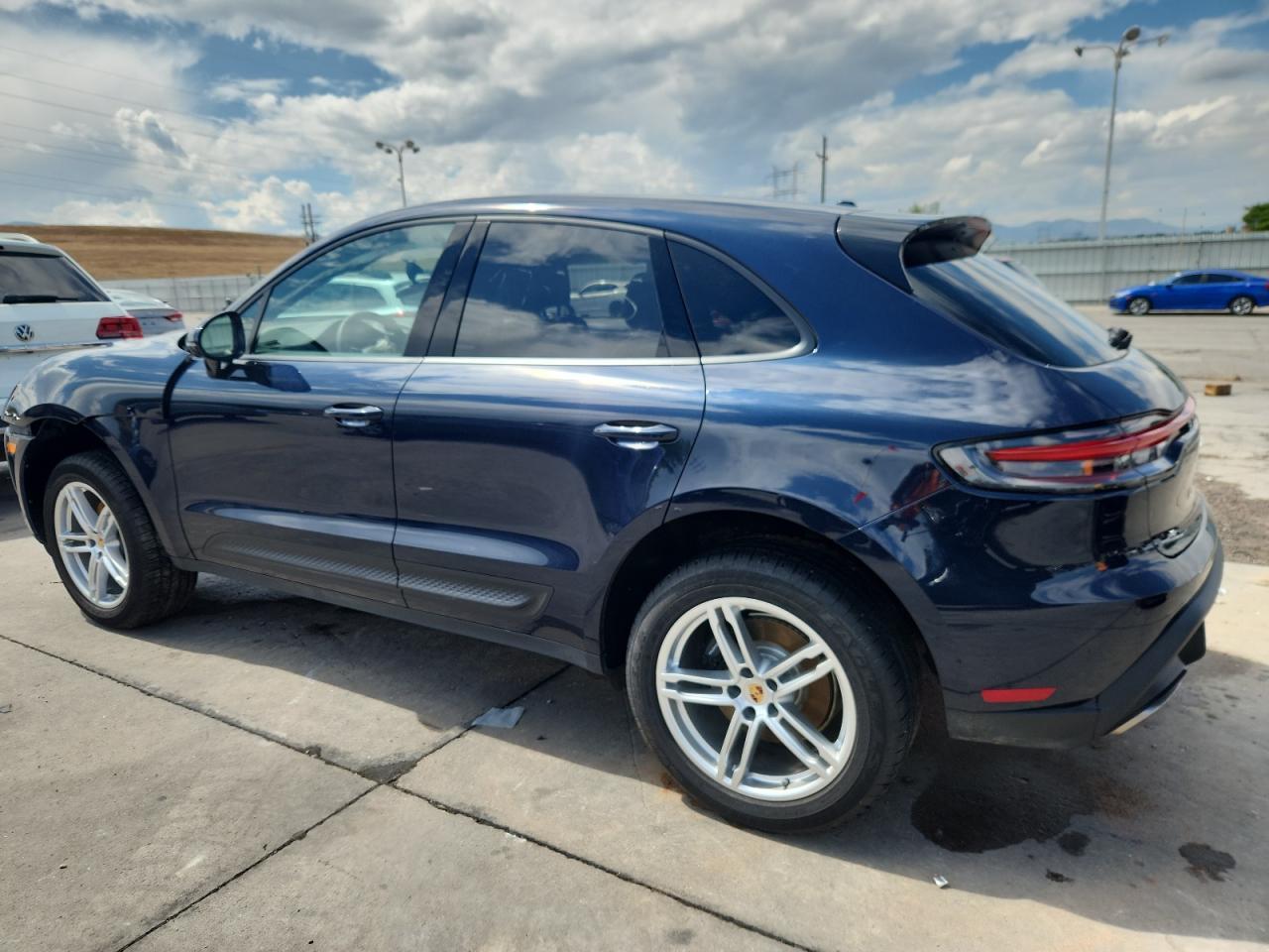 2023 PORSCHE Macan