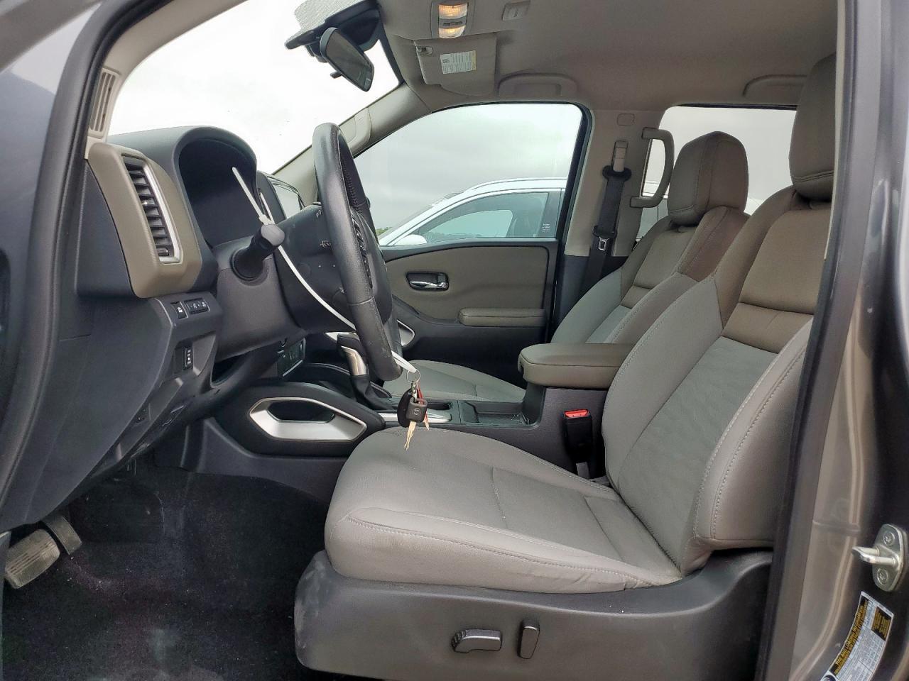 2022 NISSAN Frontier