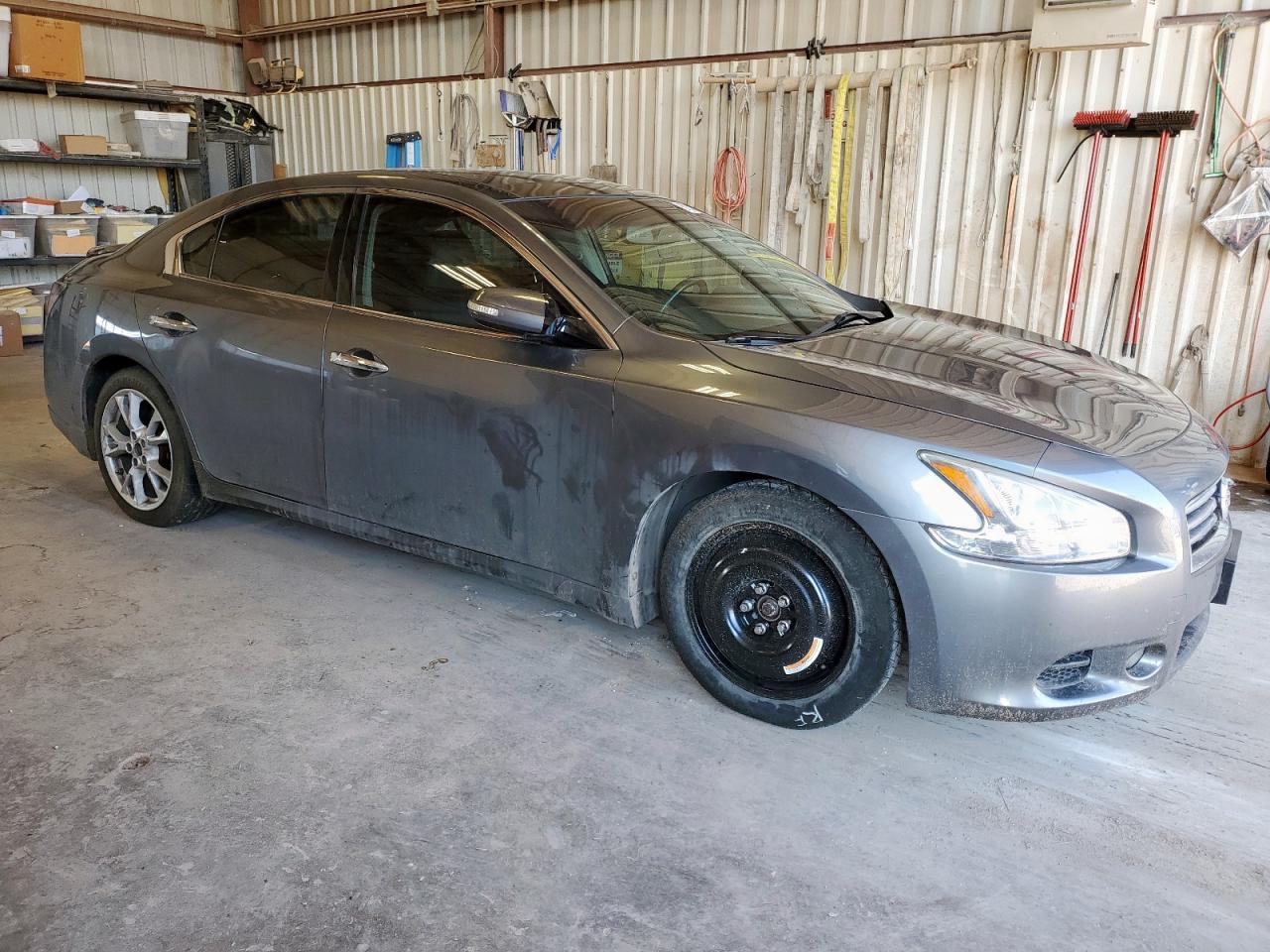 2014 NISSAN Maxima