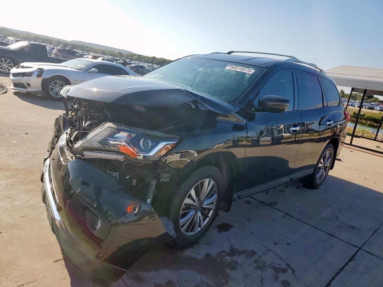 2019 NISSAN PATHFINDER