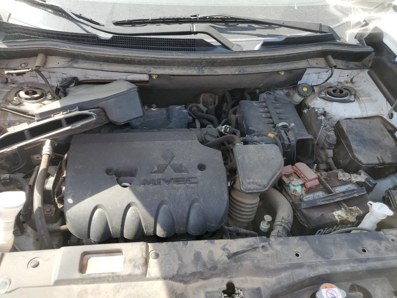 2019 MITSUBISHI outlander
