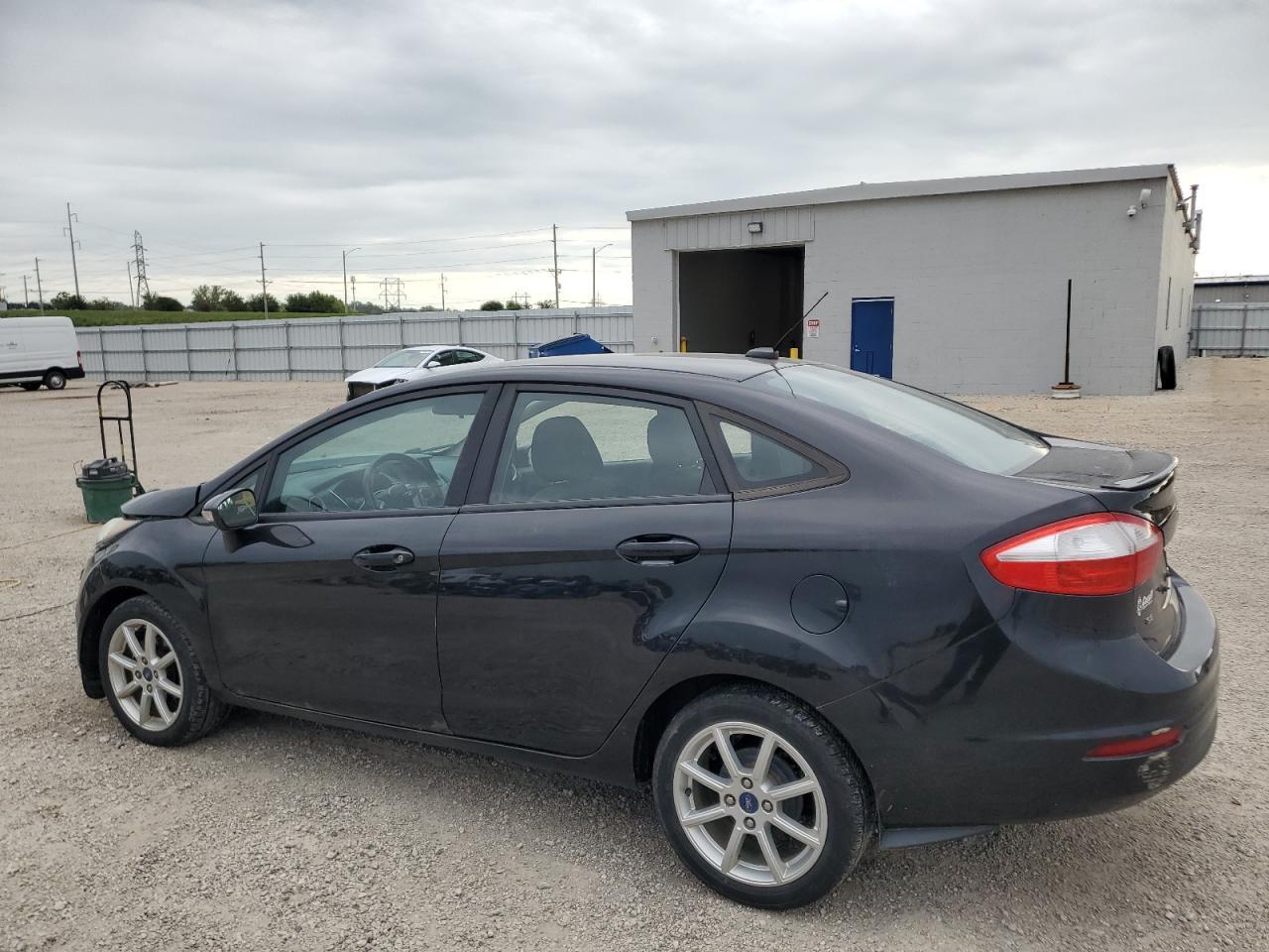 2015 FORD Fiesta