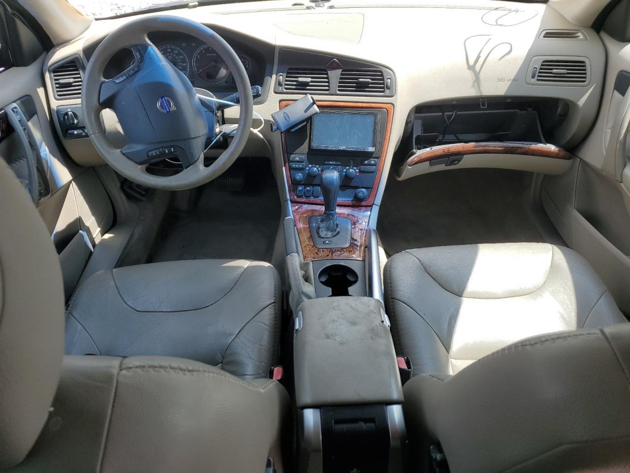 2006 VOLVO XC70