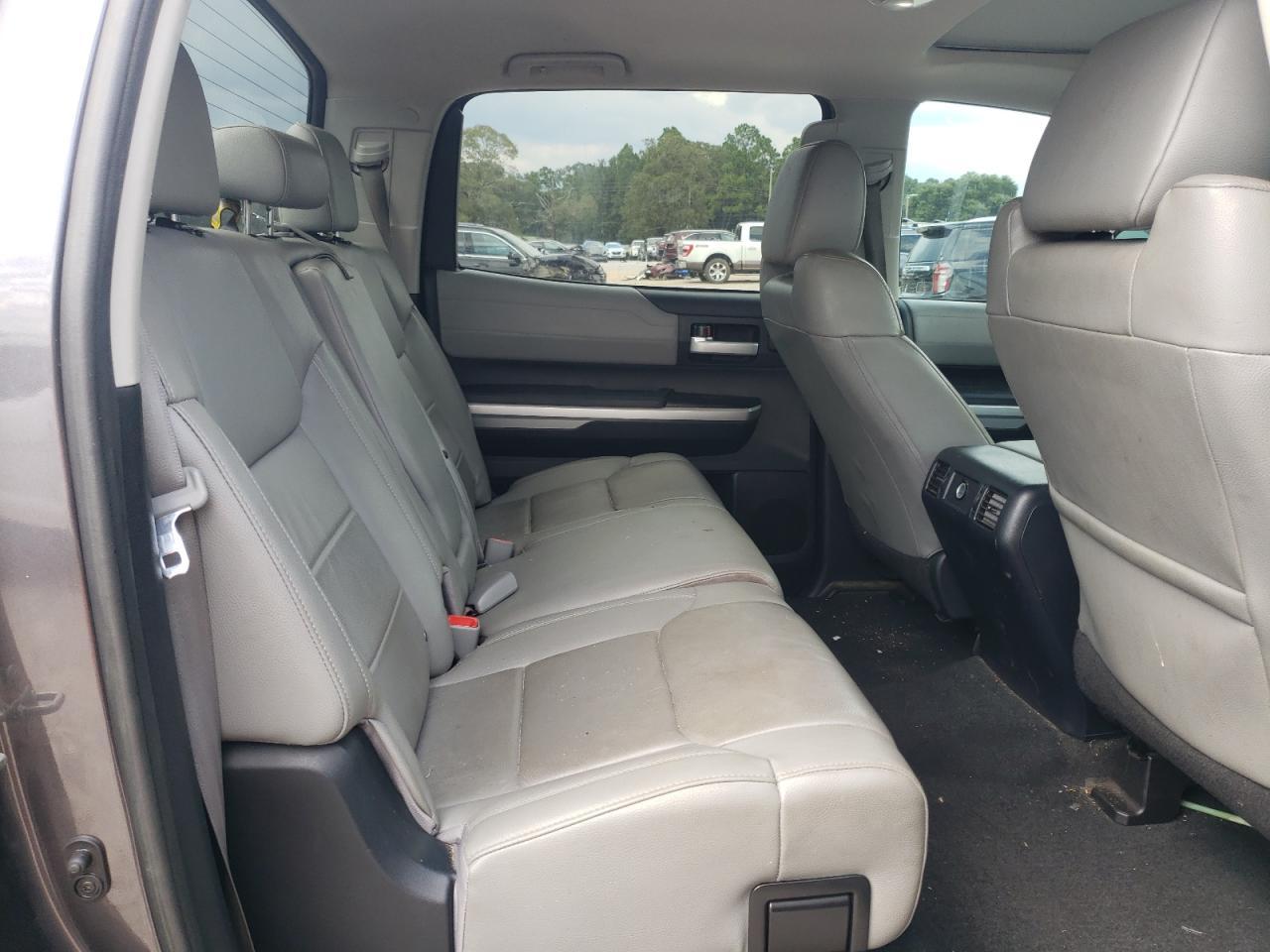 2016 TOYOTA TUNDRA