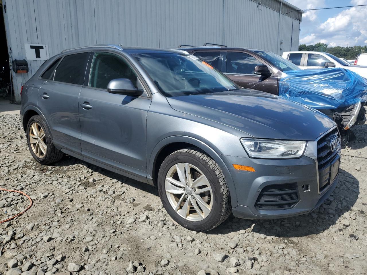 2017 AUDI Q3