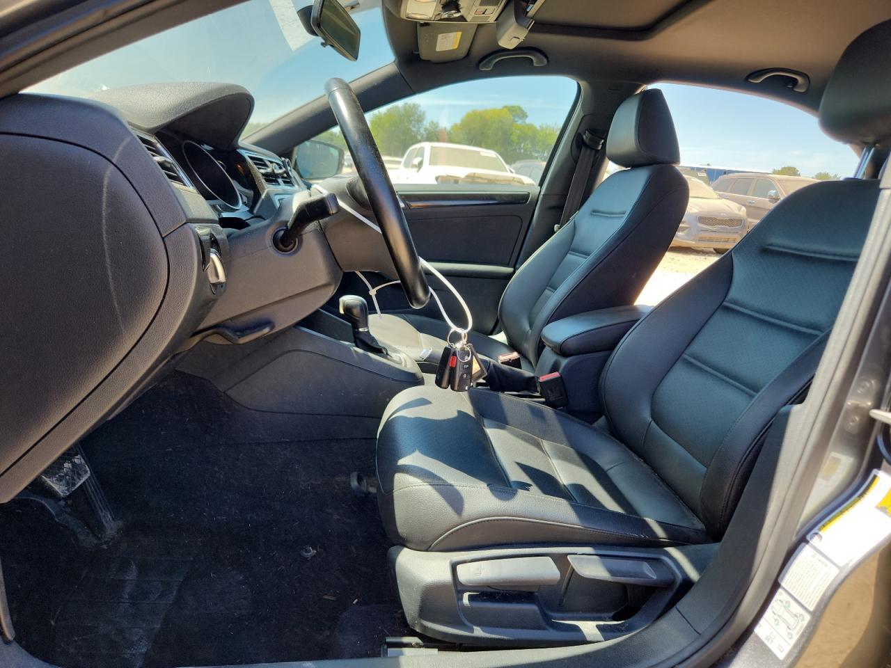 2018 VOLKSWAGEN JETTA