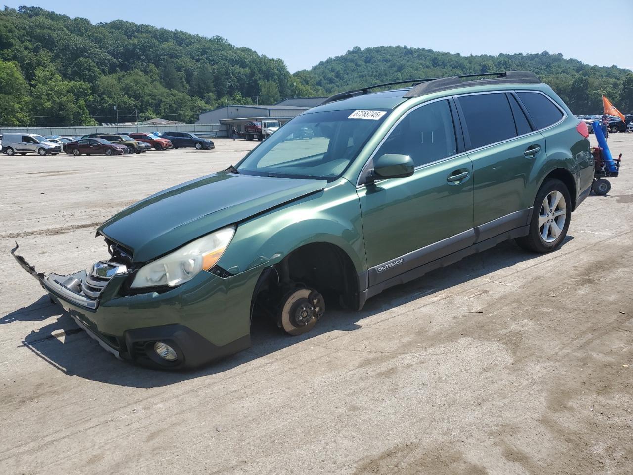 2013 SUBARU Outback