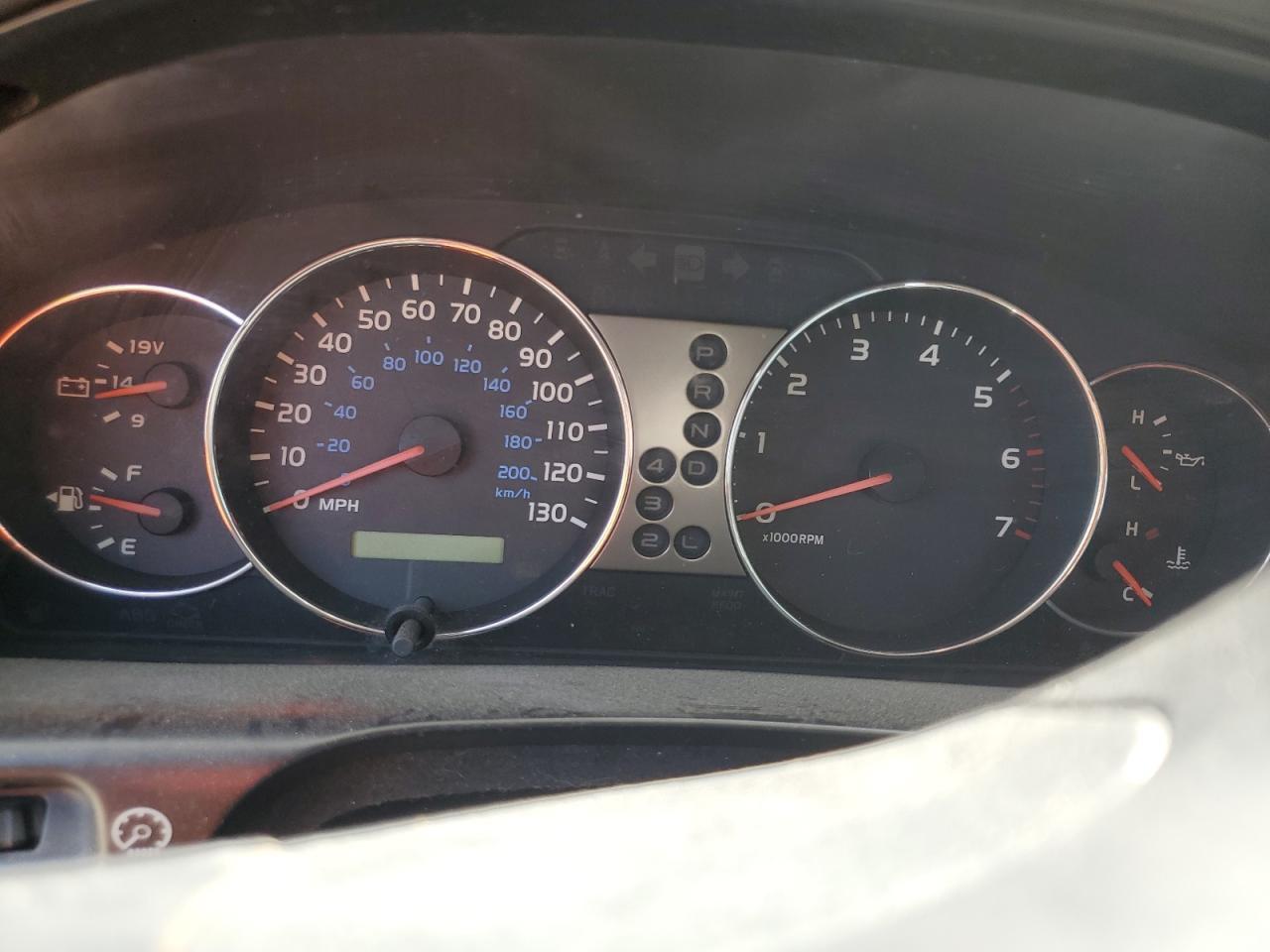 2005 TOYOTA LAND CRUISER