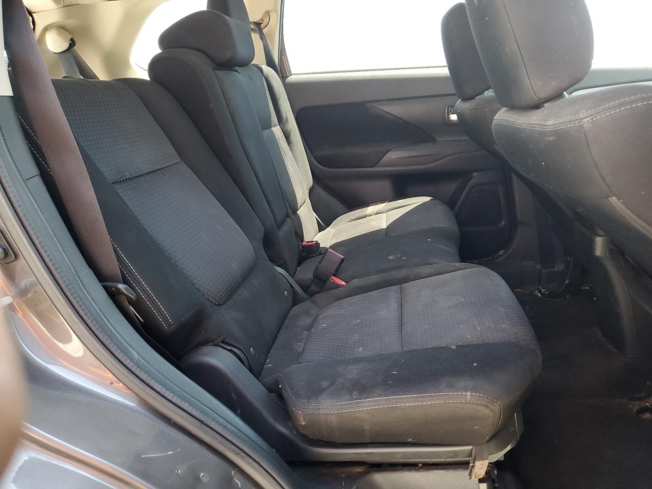 2018 MITSUBISHI outlander