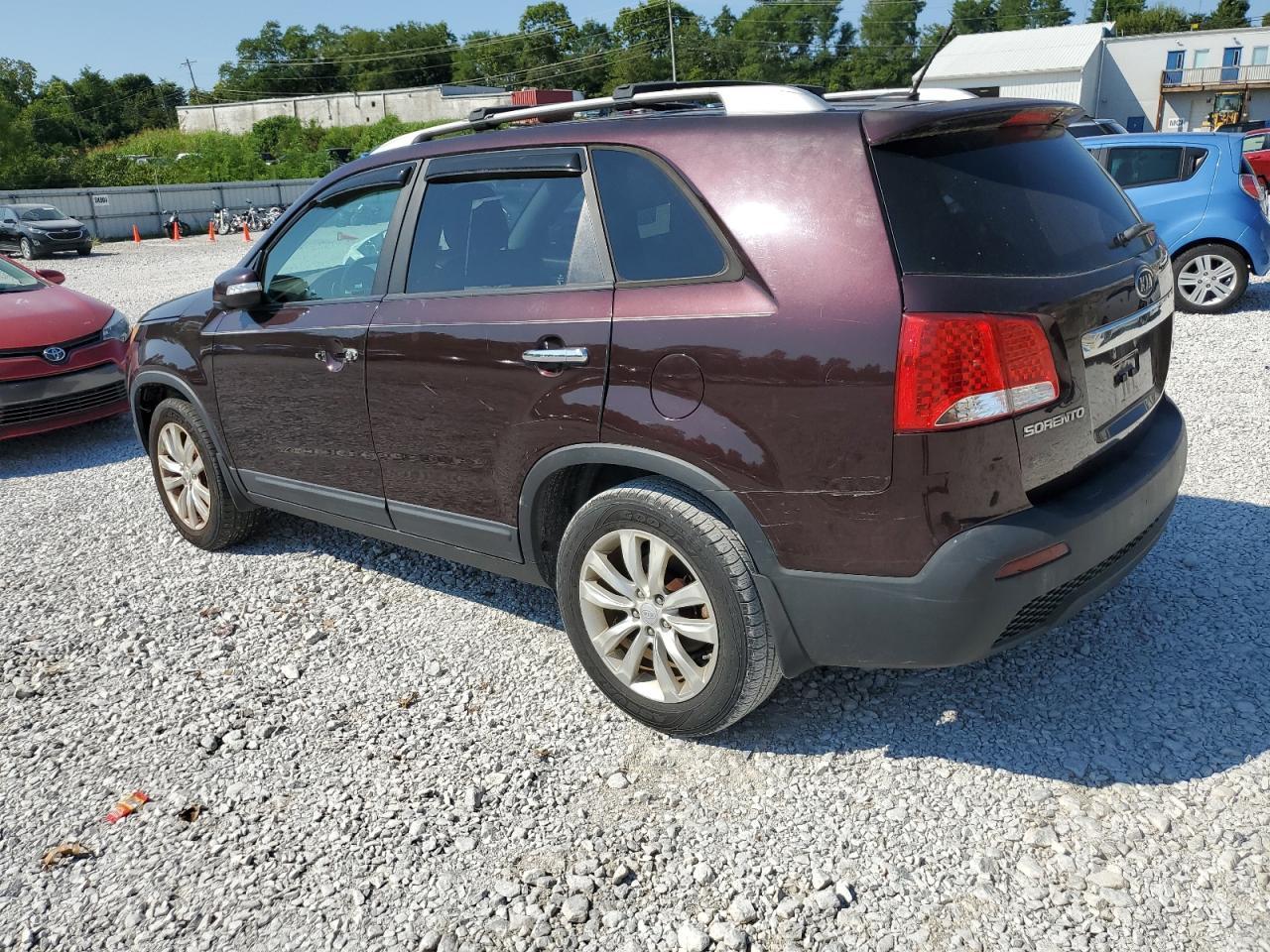 2011 KIA SORENTO