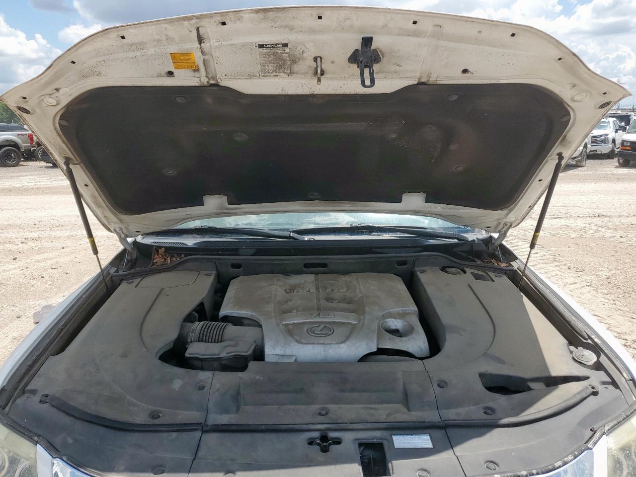 2015 LEXUS LX 570