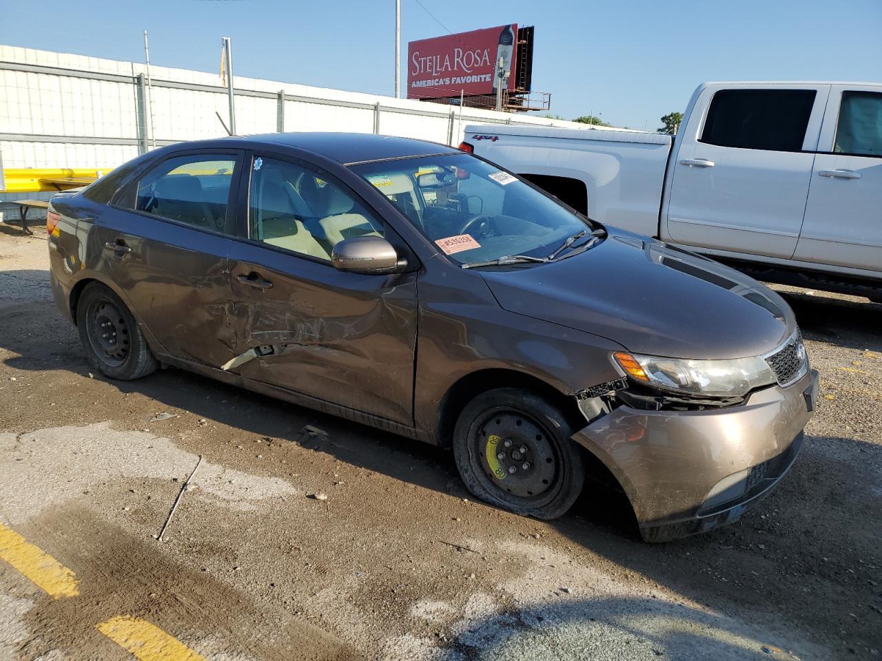 2013 KIA FORTE