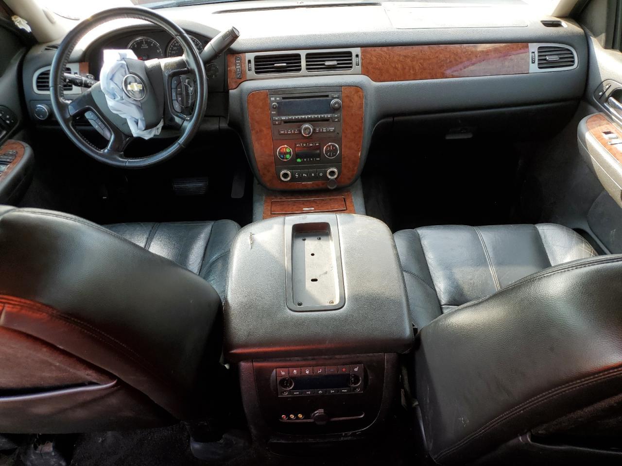 2008 CHEVROLET Suburban