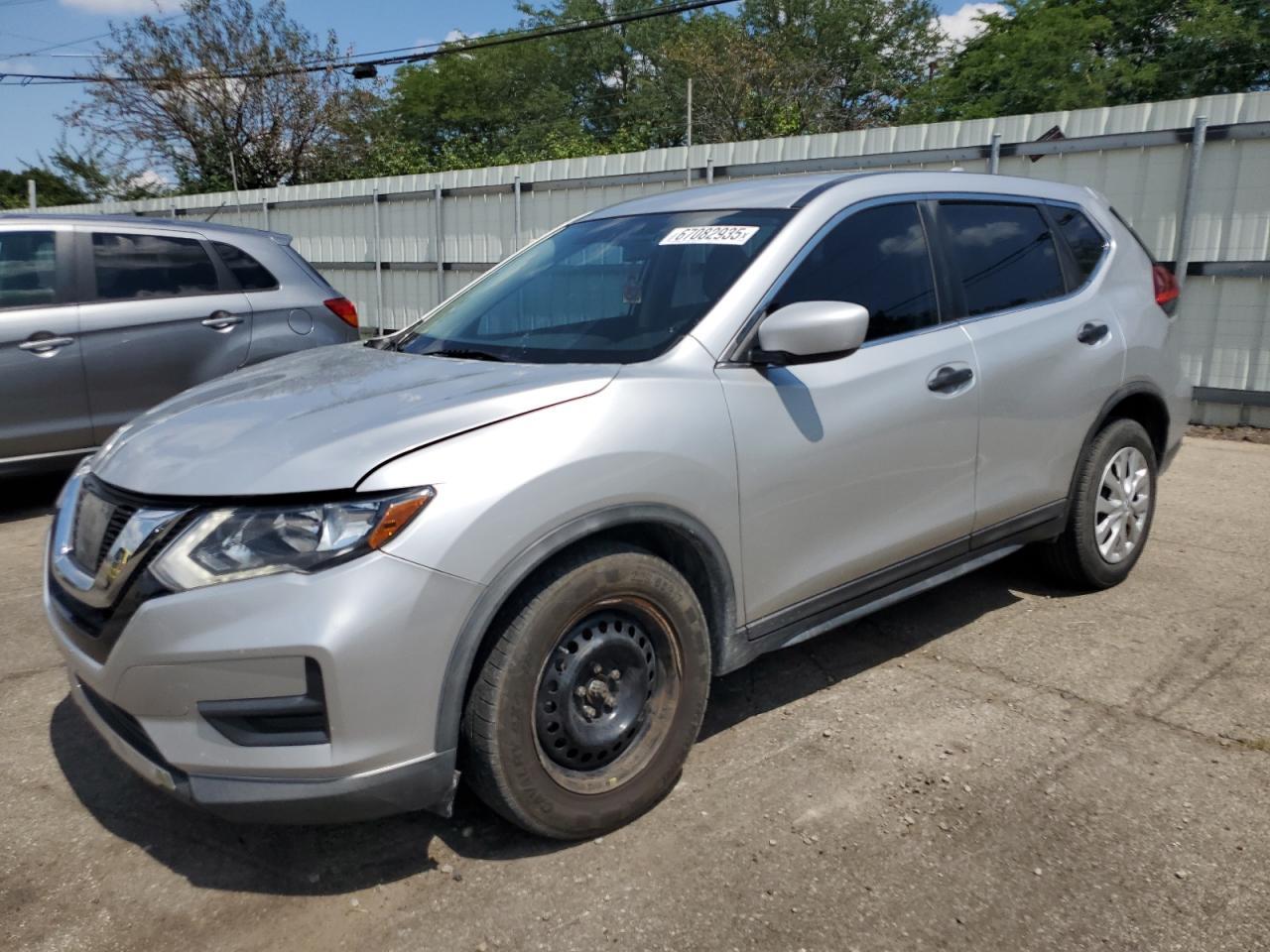 2017 NISSAN ROGUE