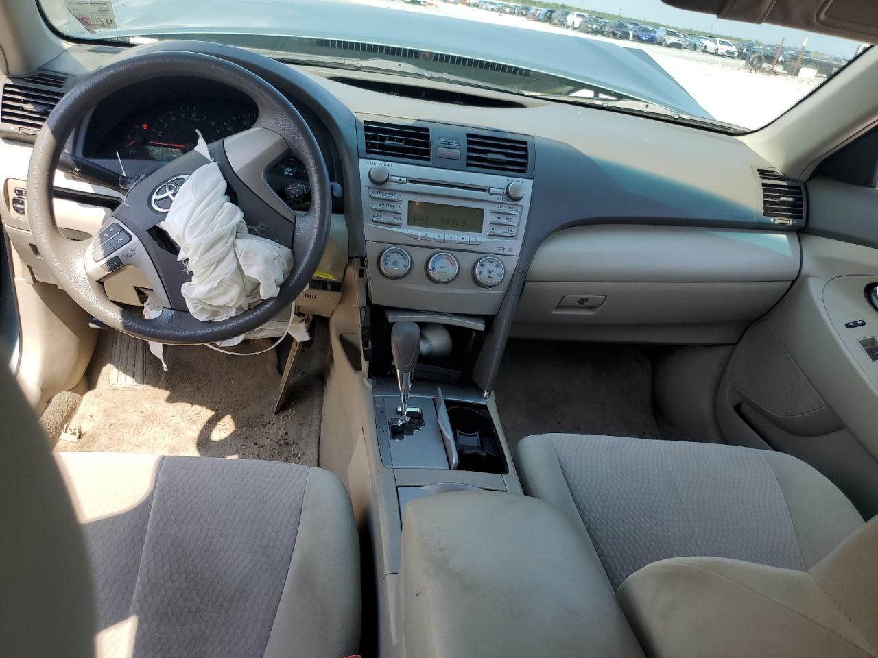 2010 TOYOTA CAMRY