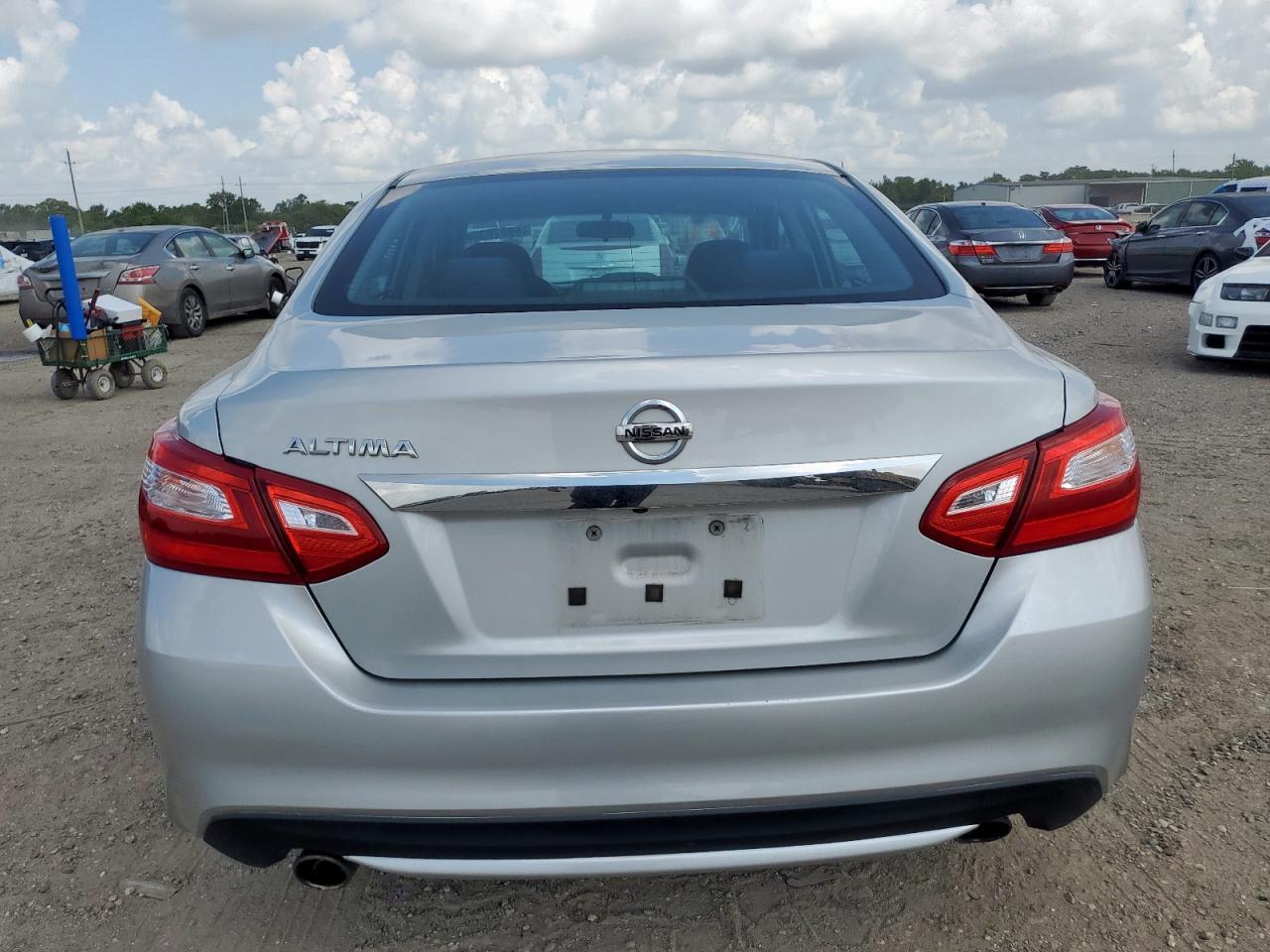 2017 NISSAN ALTIMA