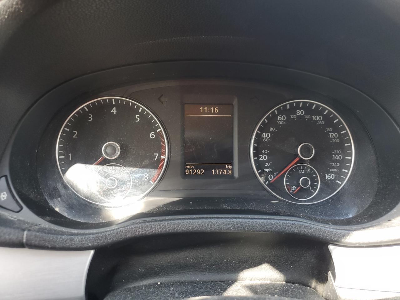 2012 VOLKSWAGEN Passat