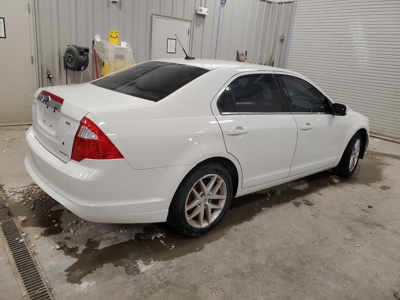 2011 FORD FUSION