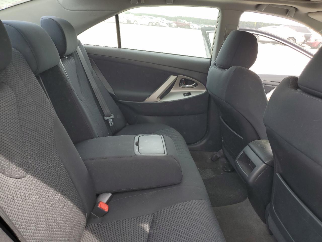 2010 TOYOTA CAMRY
