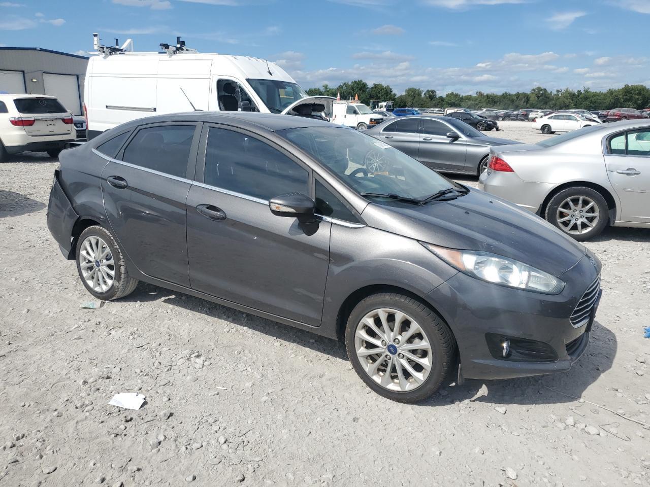2018 FORD Fiesta