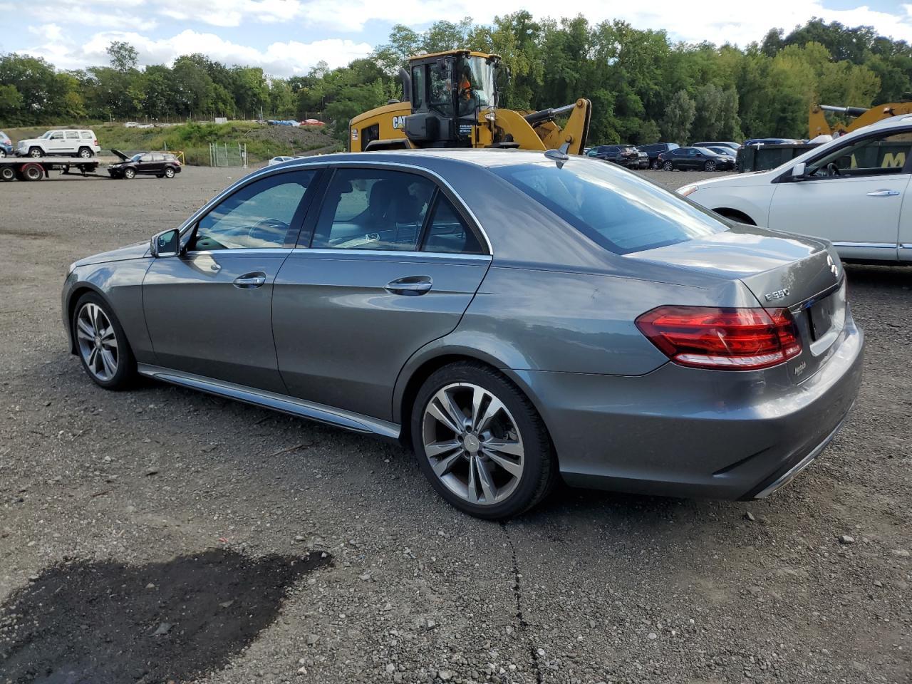 2016 MERCEDES-BENZ E-Class