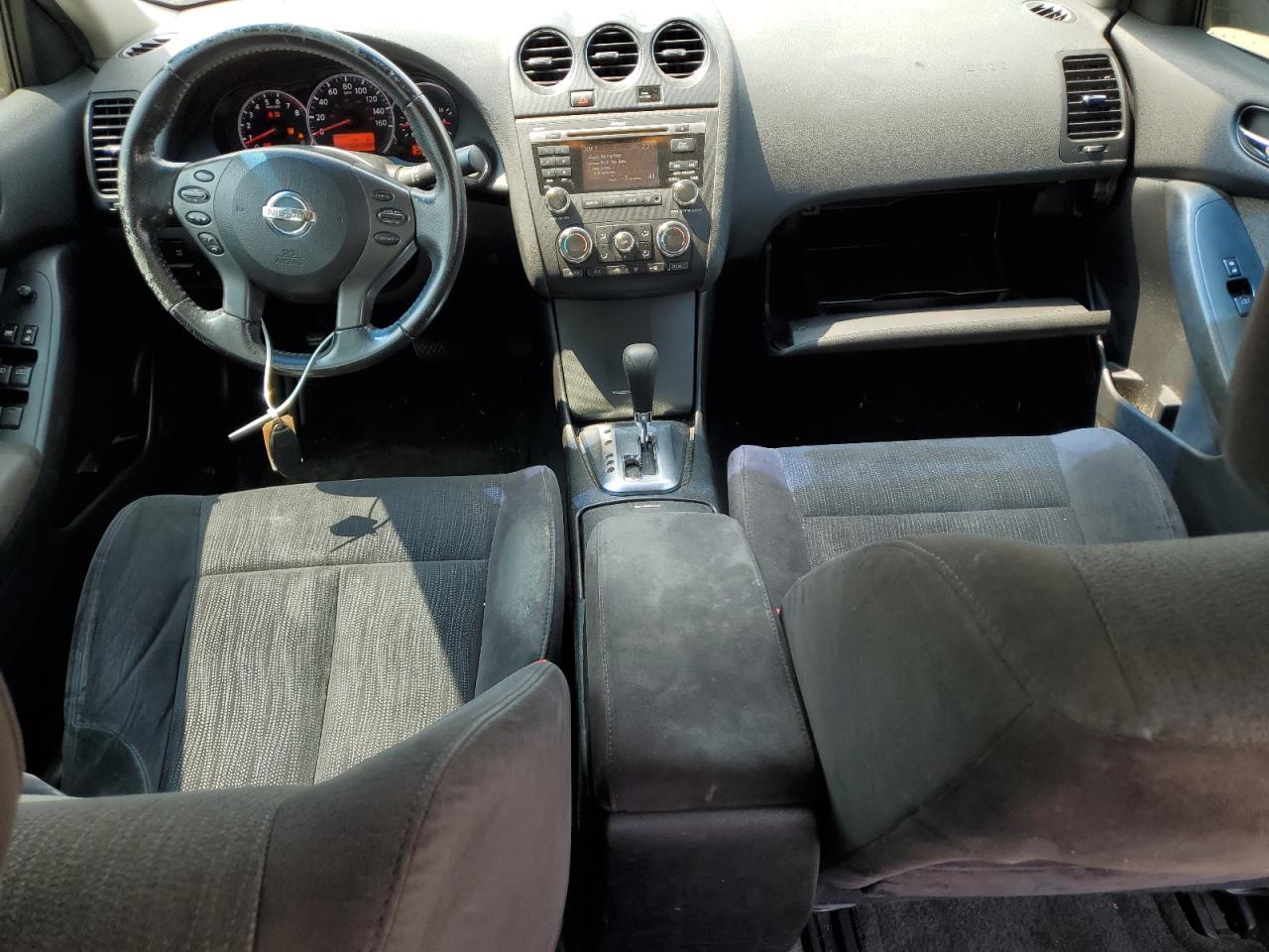 2010 NISSAN ALTIMA