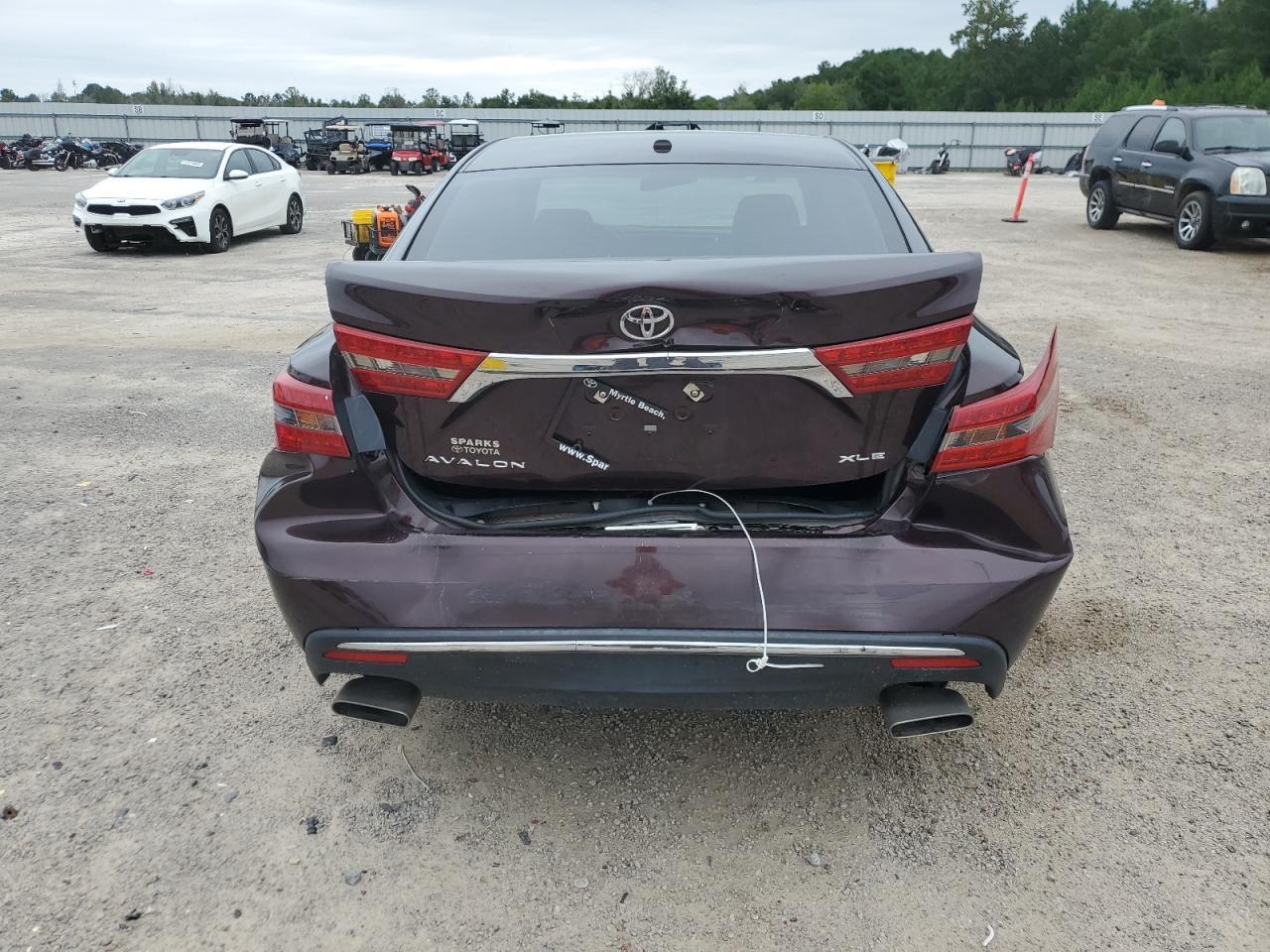2016 TOYOTA Avalon