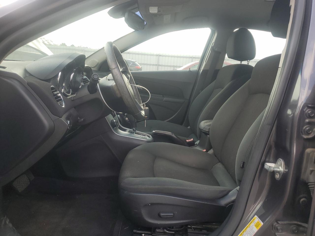 2011 CHEVROLET CRUZE
