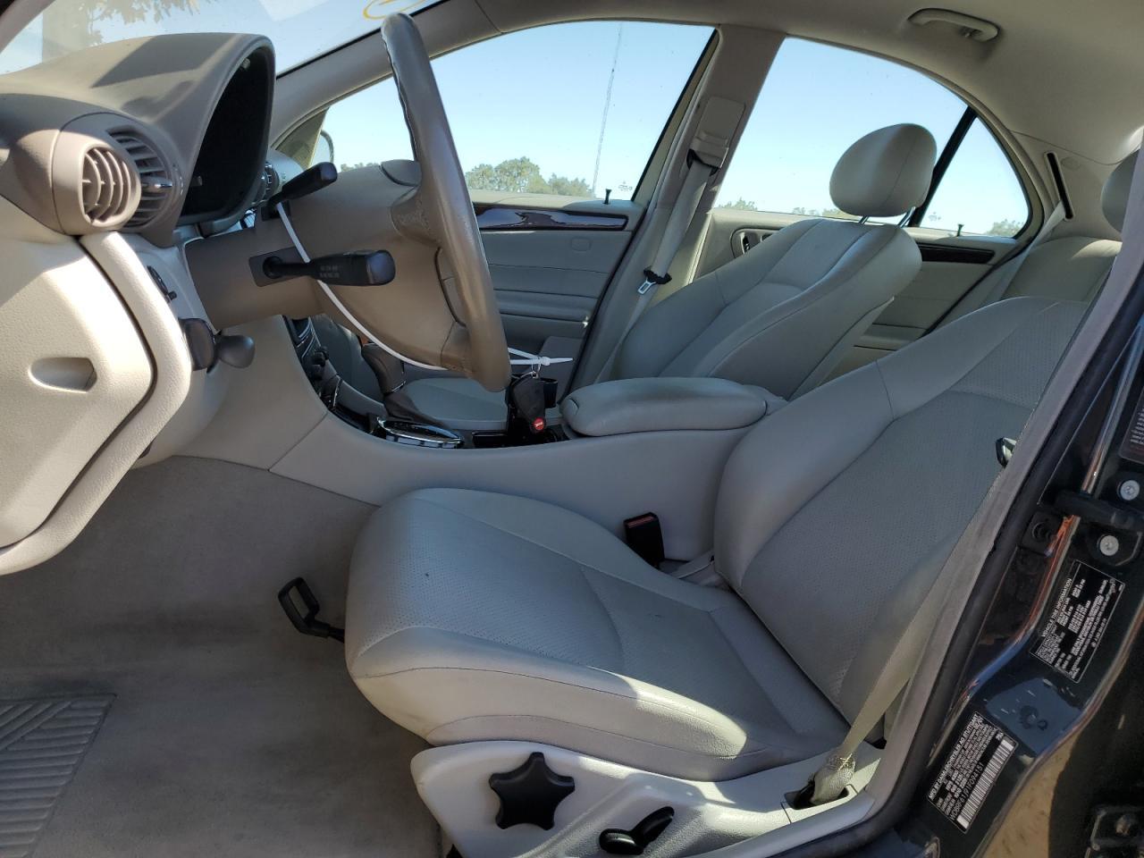 2001 MERCEDES-BENZ C-CLASS