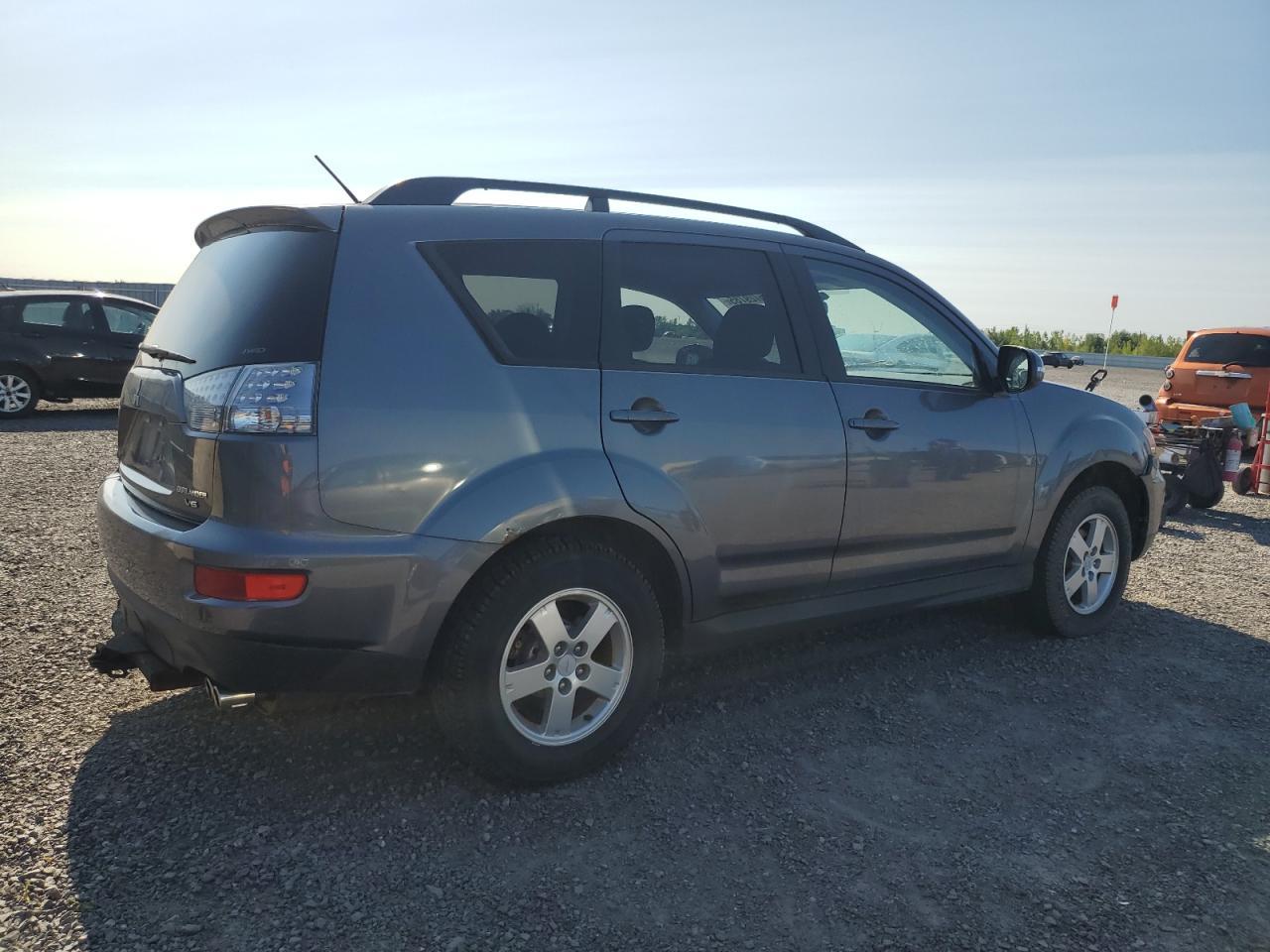 2010 MITSUBISHI outlander