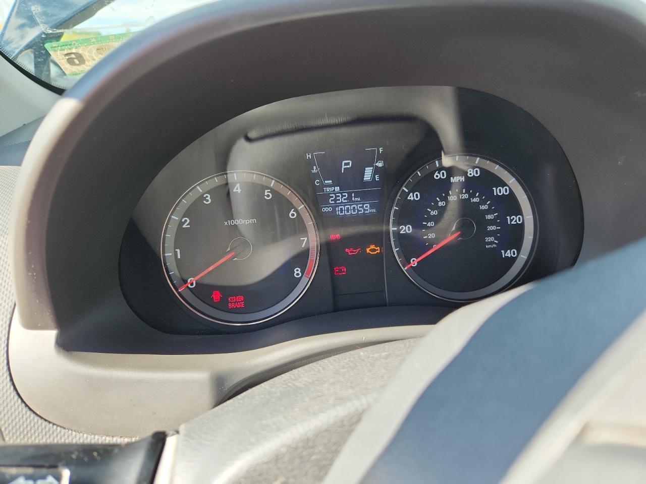 2012 HYUNDAI ACCENT