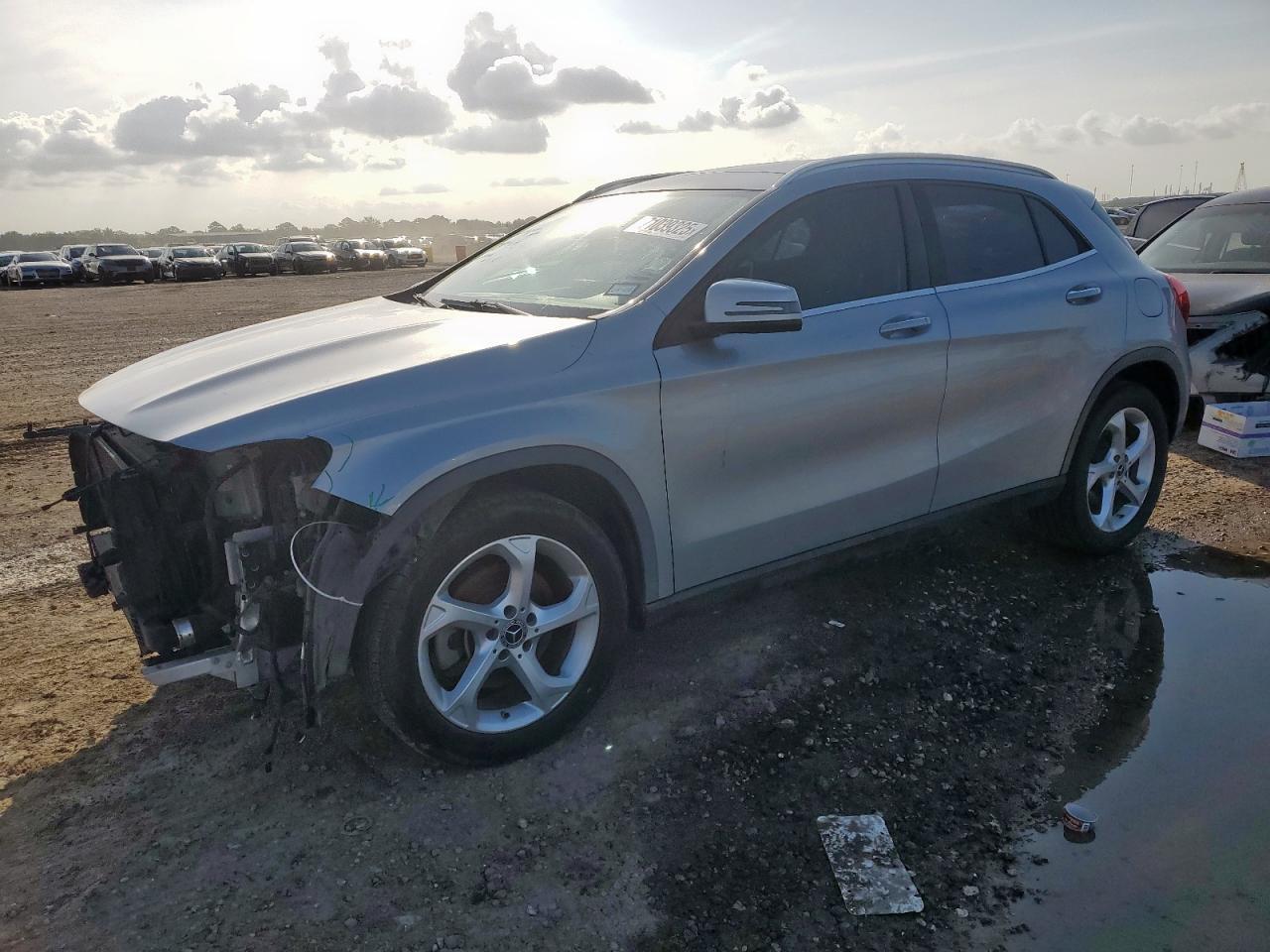 2018 MERCEDES-BENZ GLA-Class