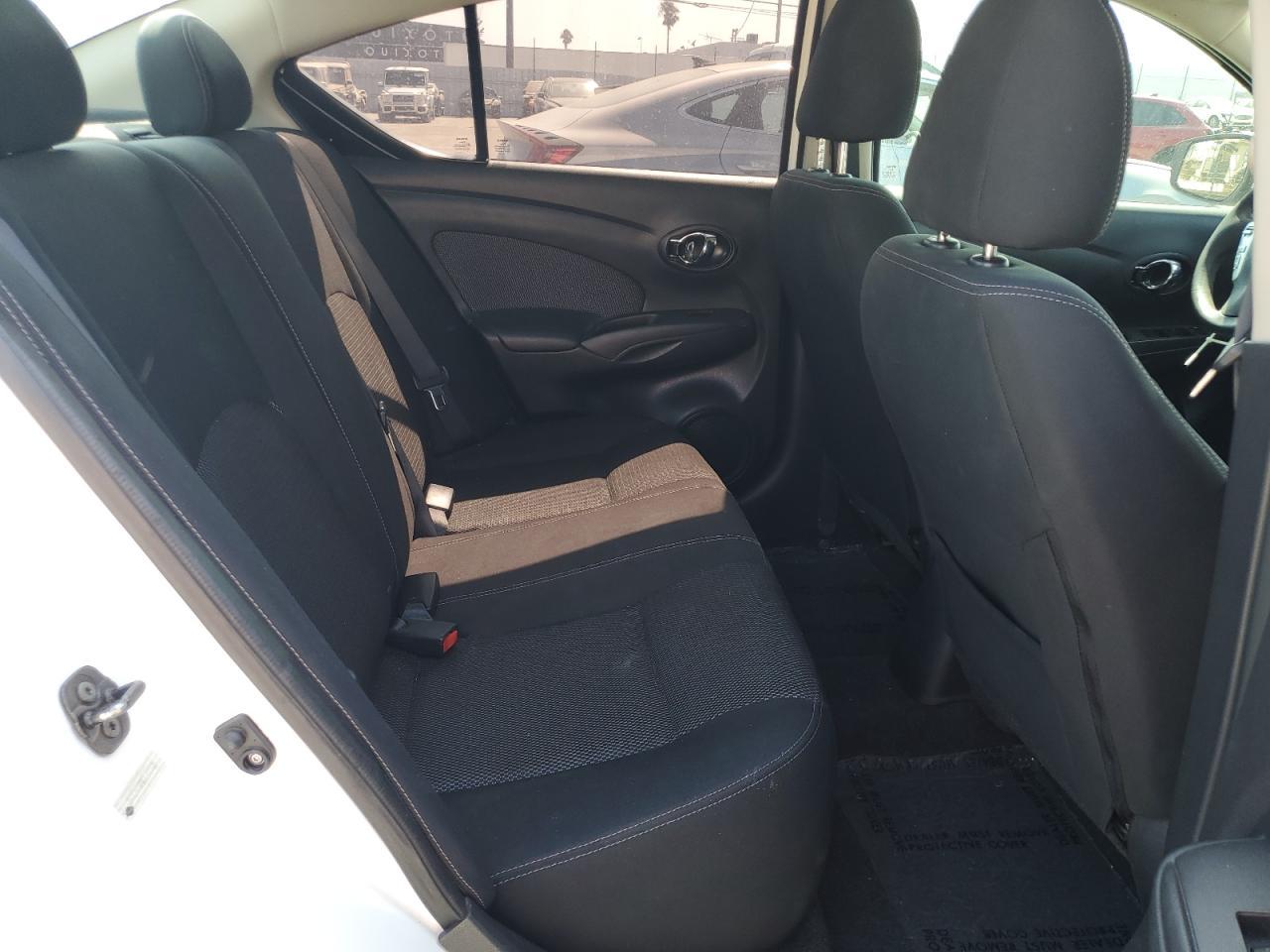 2016 NISSAN VERSA