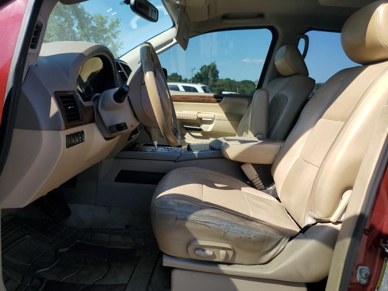 2011 NISSAN Armada