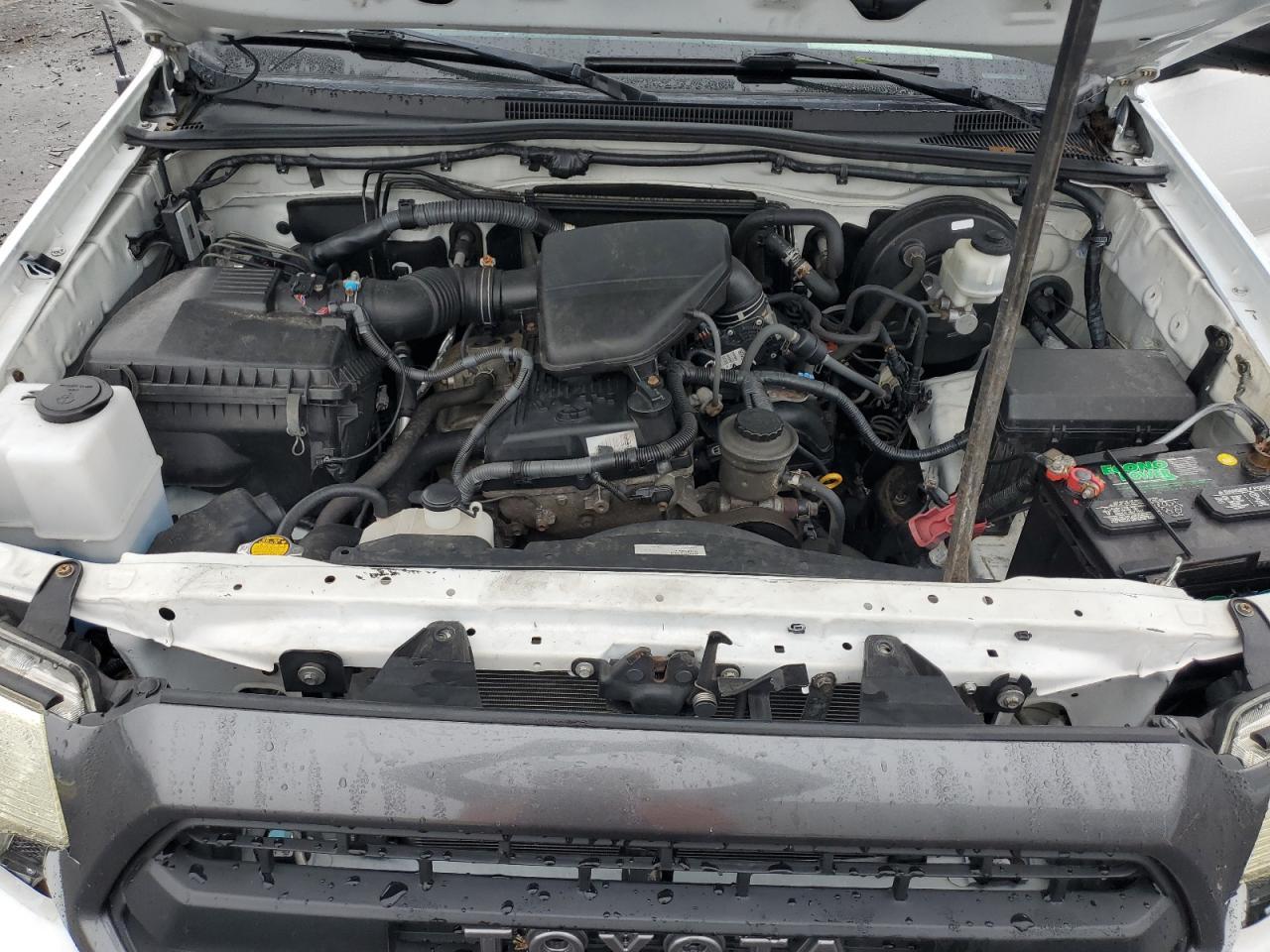 2015 TOYOTA TACOMA
