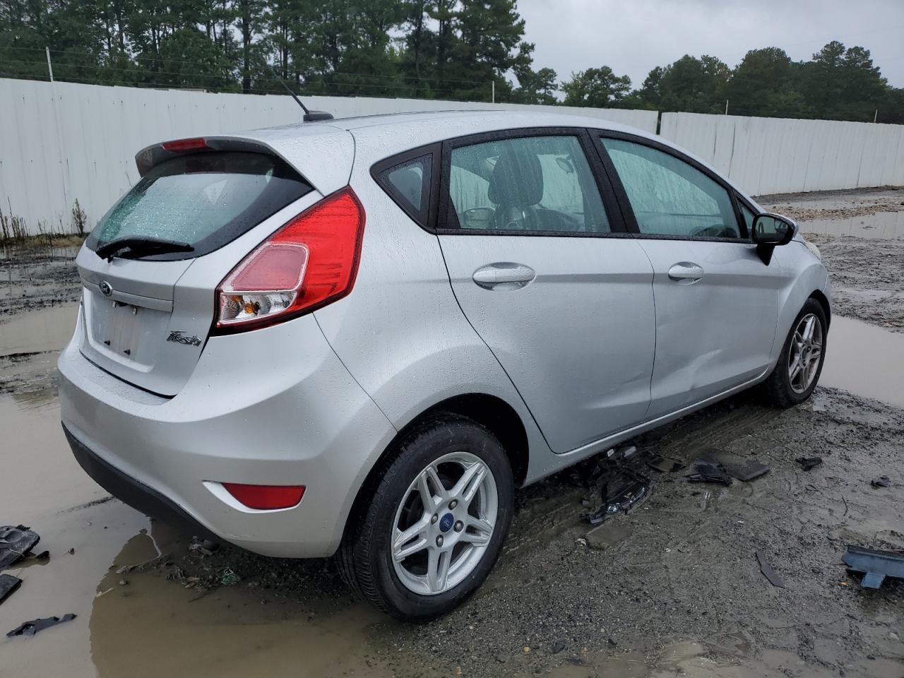 2018 FORD Fiesta