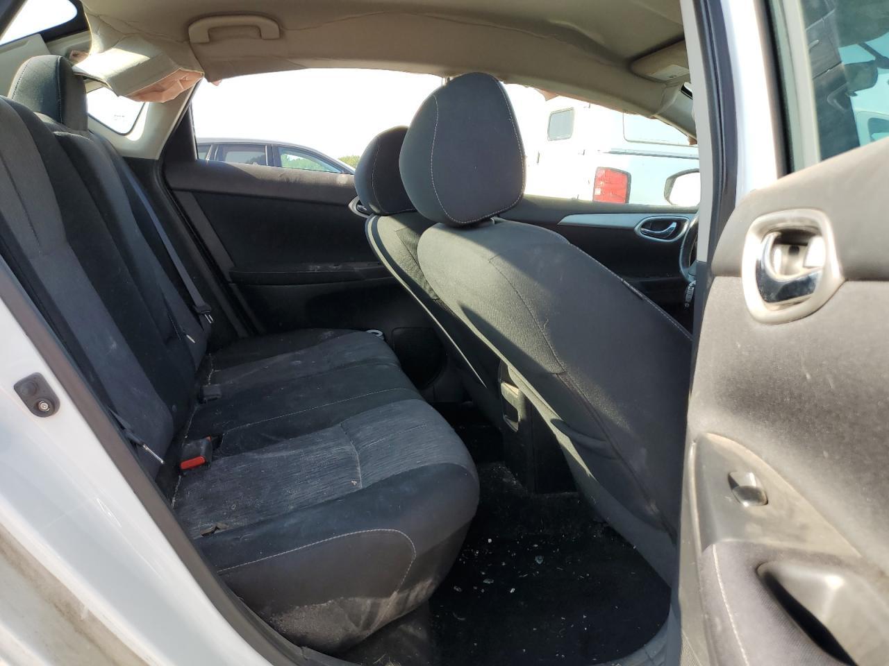 2015 NISSAN SENTRA