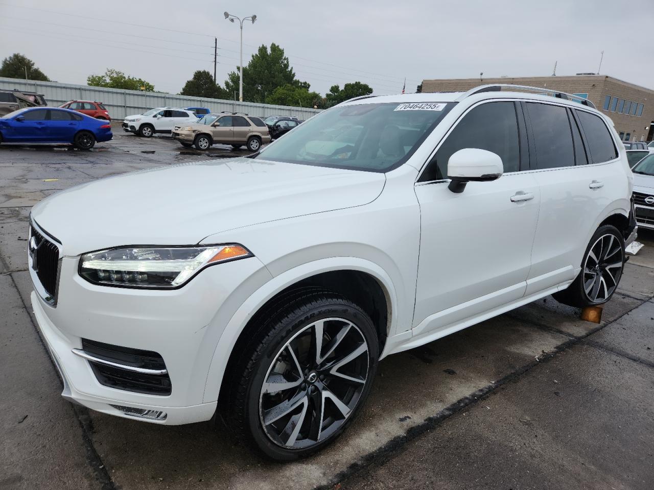 2019 VOLVO XC90