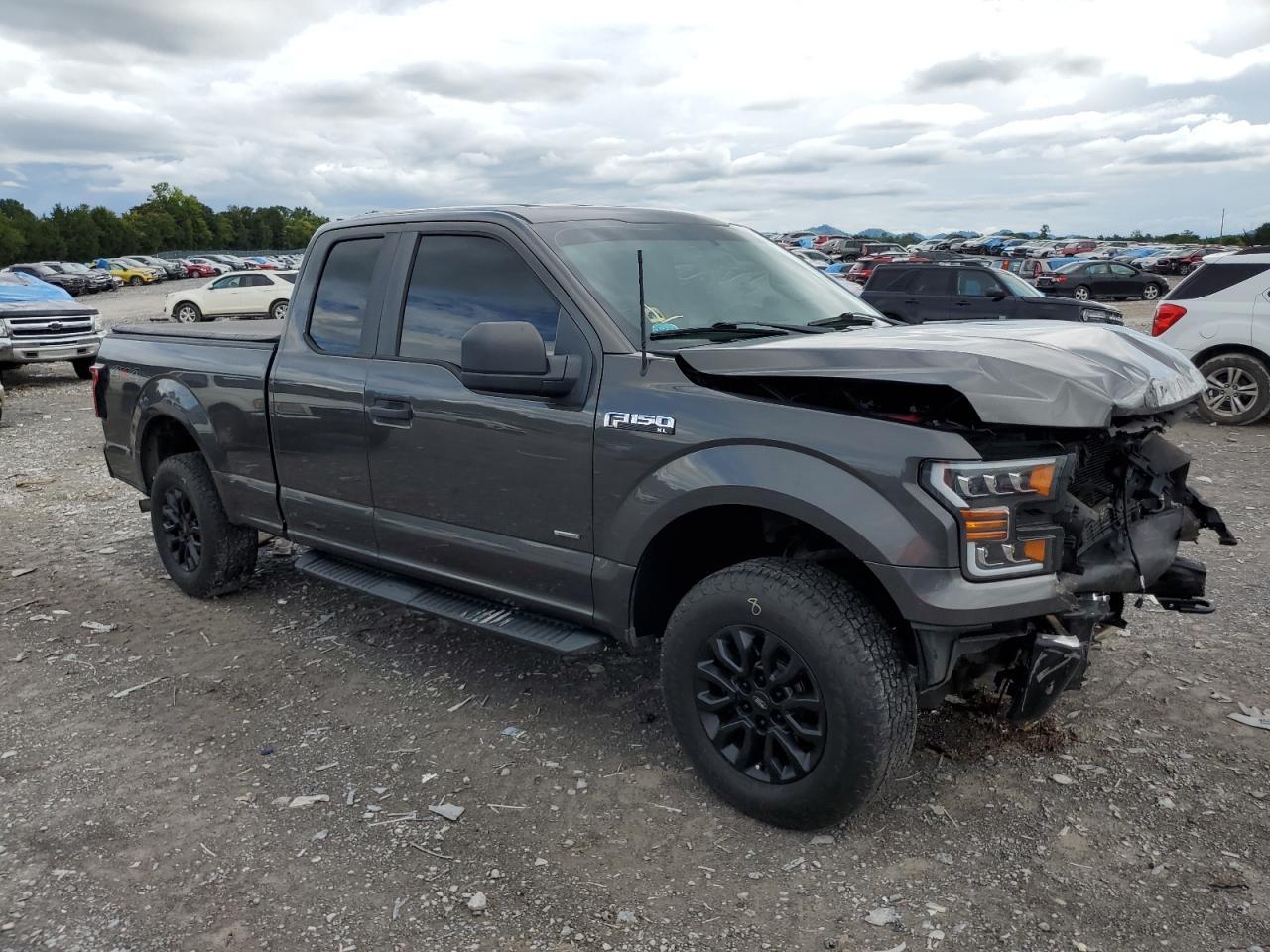 2015 FORD F-150