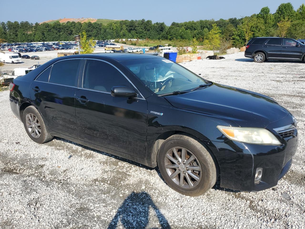 2011 TOYOTA CAMRY