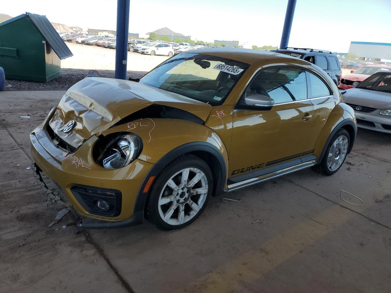 2016 VOLKSWAGEN Beetle
