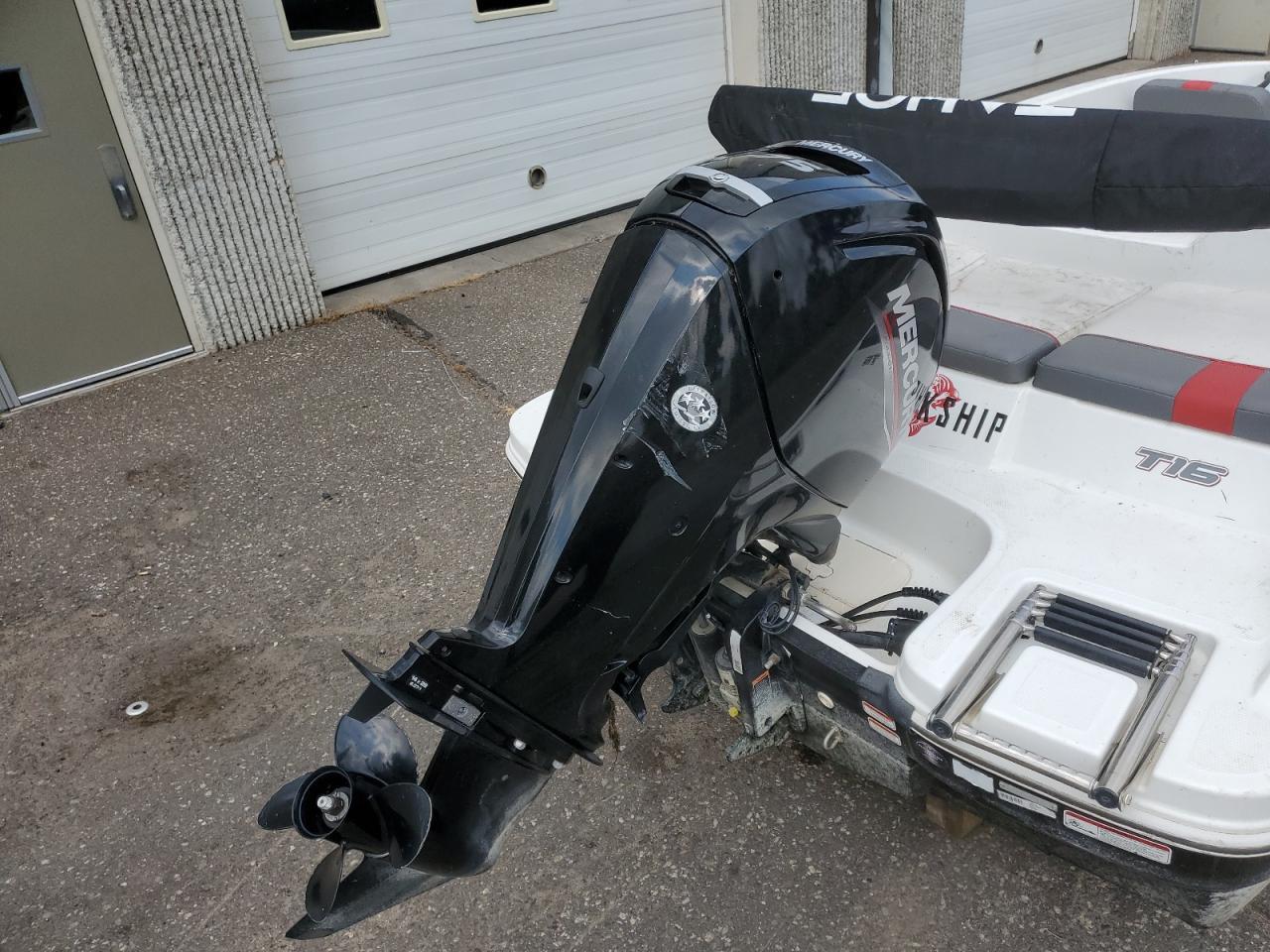 2020 Tracker Boat