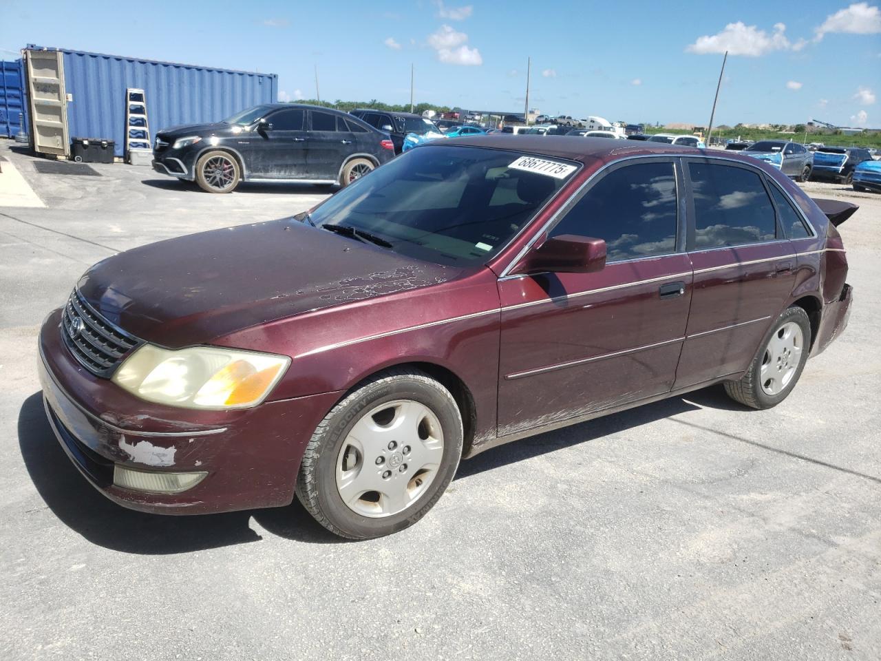 2003 TOYOTA Avalon