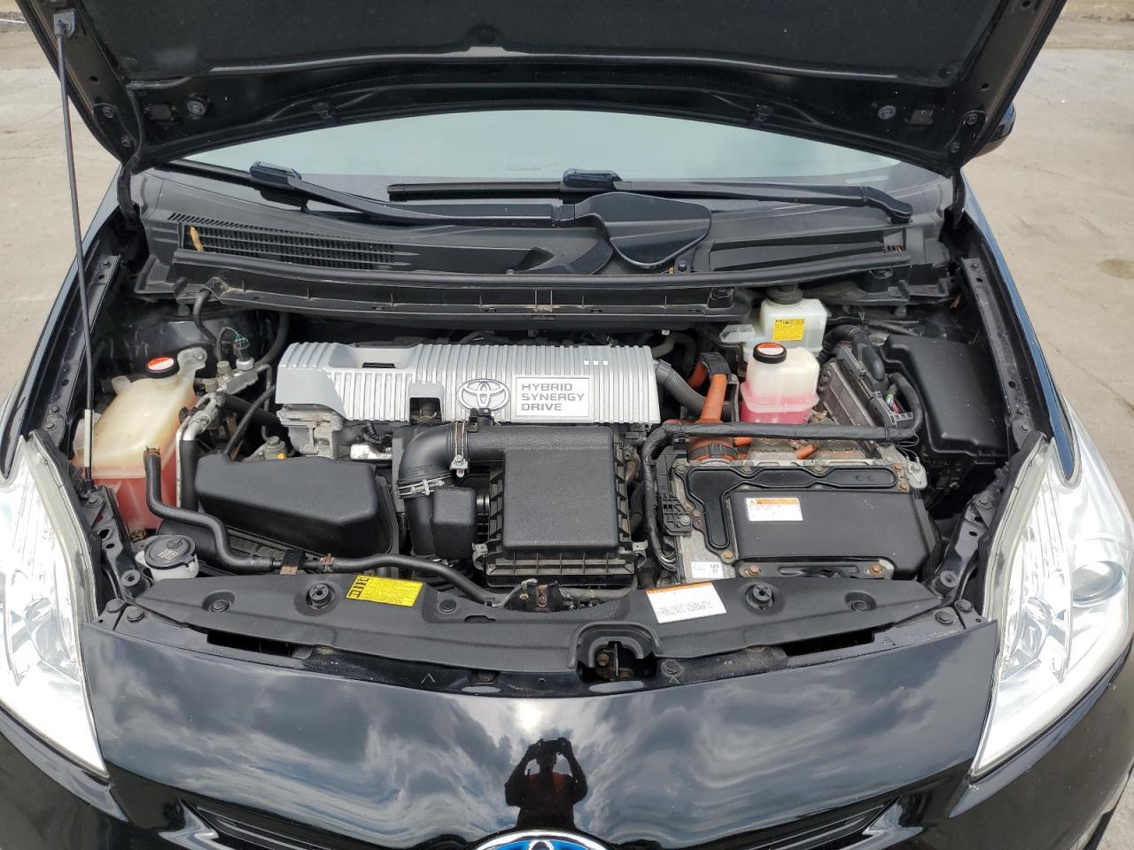 2015 TOYOTA PRIUS