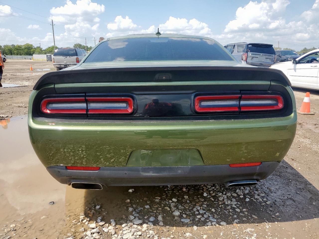 2021 DODGE Challenger