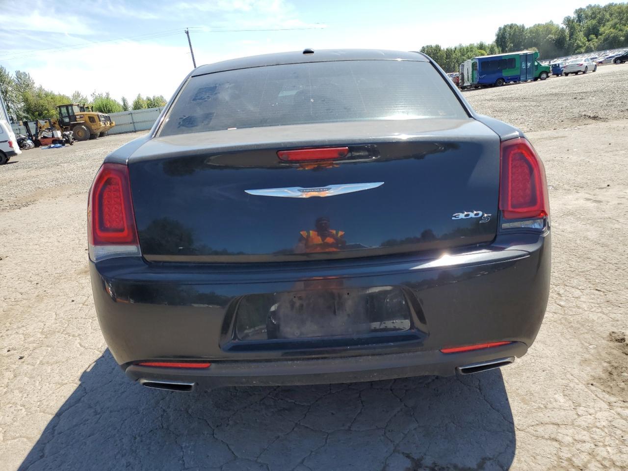2016 CHRYSLER 300