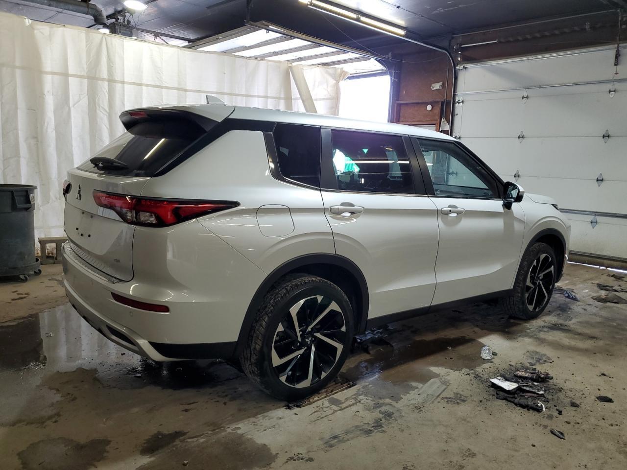 2024 MITSUBISHI outlander
