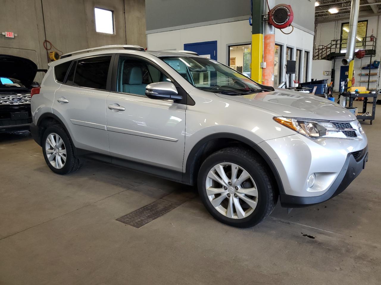 2014 TOYOTA RAV4